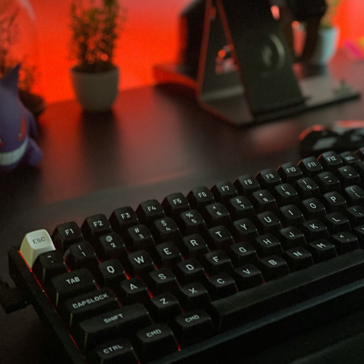 ENHANCE YOUR WORKSPACE WITH OUR TOP TECH ACCESSORIES