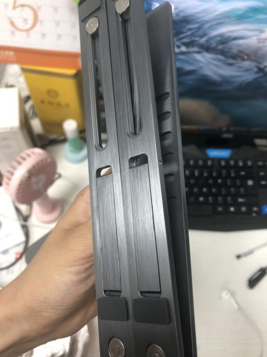 Laptop stand portable adjustable stand